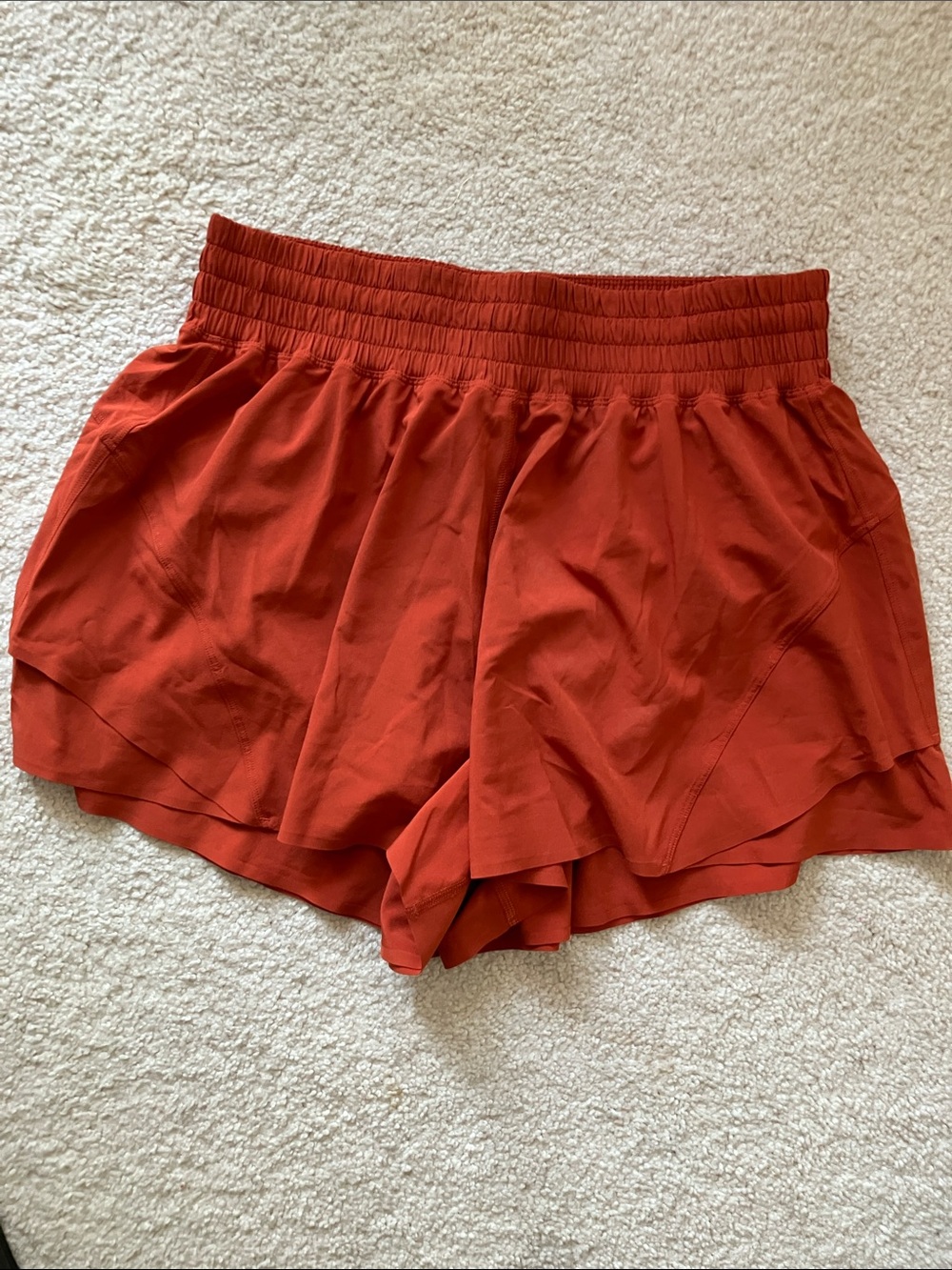 lululemon athletica women's rust red running shorts